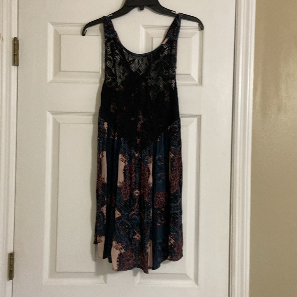 Free people boho trapeze tunic. Size XS but very loose. Easily a small/medium - Picture 4 of 5